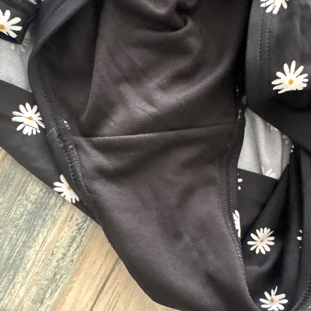 Old Navy Plus Size 3X One Piece Swimsuit Black White Floral Ruched Tummy Control - Picture 12 of 16